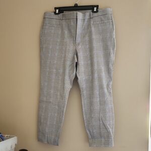 Banana Republic Women's Light Gray Checkered Pants